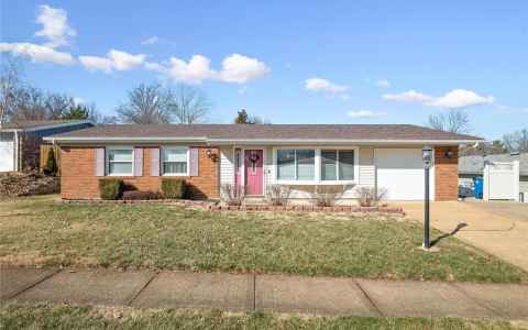 Main photo for 5005 Fernhill Drive
