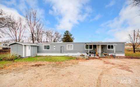Main photo for 15881 Purple Sage Rd Trlr 50