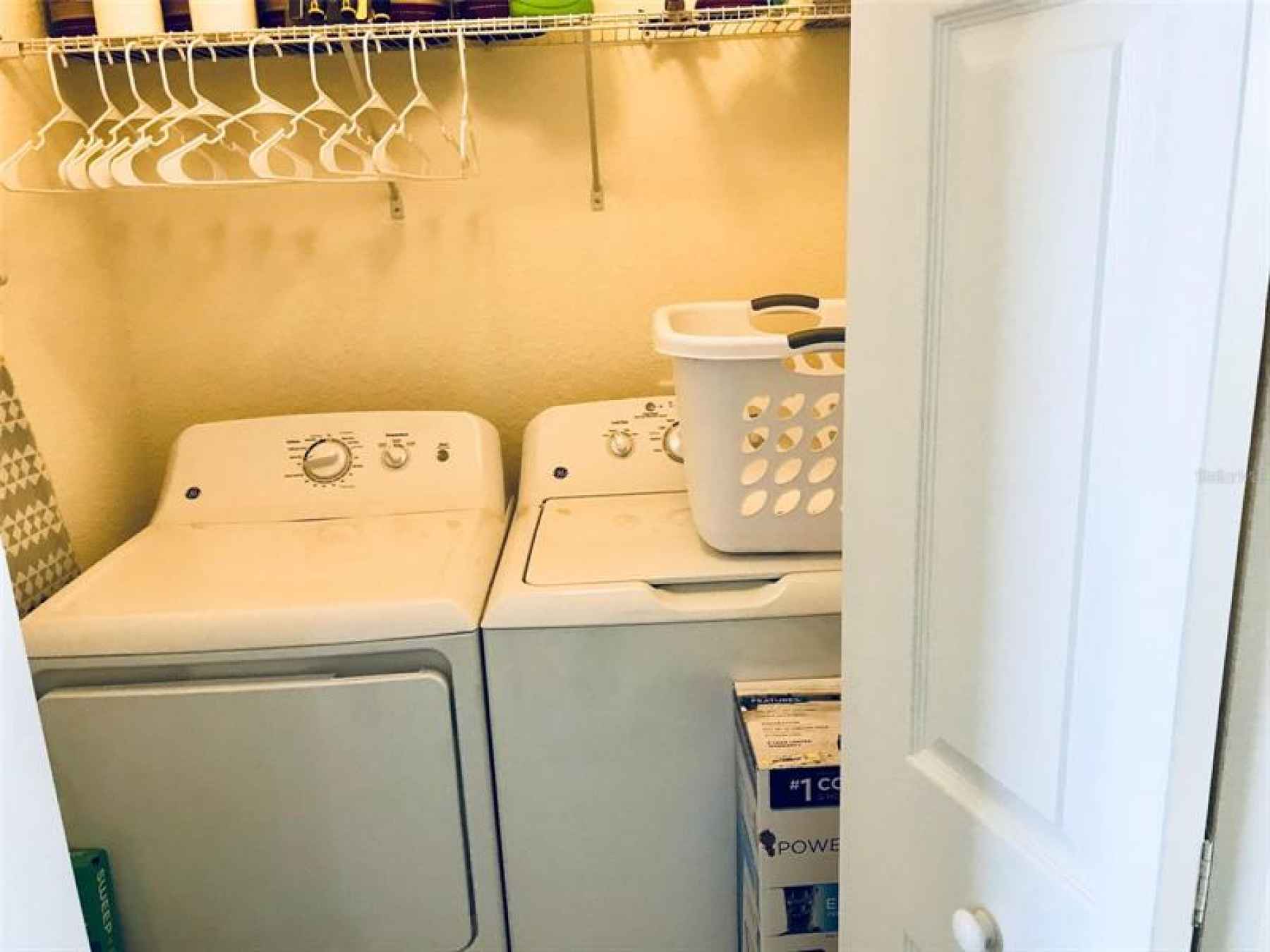 Full Size Laundry Room