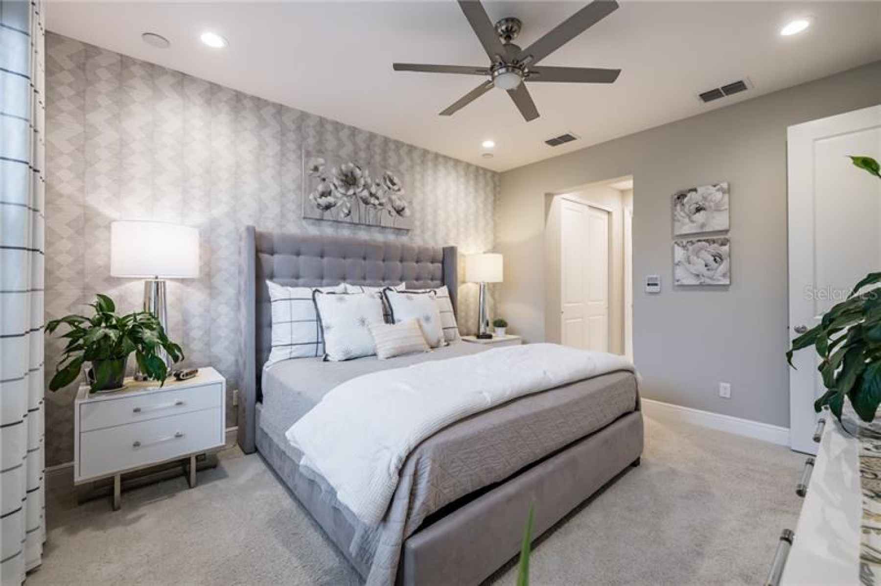 Master Bedroom with Ensuite features 2 walk-in closets and a wonderful Bathroom.