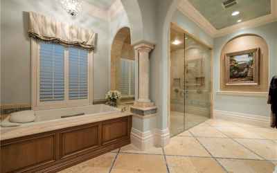 Soaking Tub and Walk-In Shower for Ultimate Relaxation