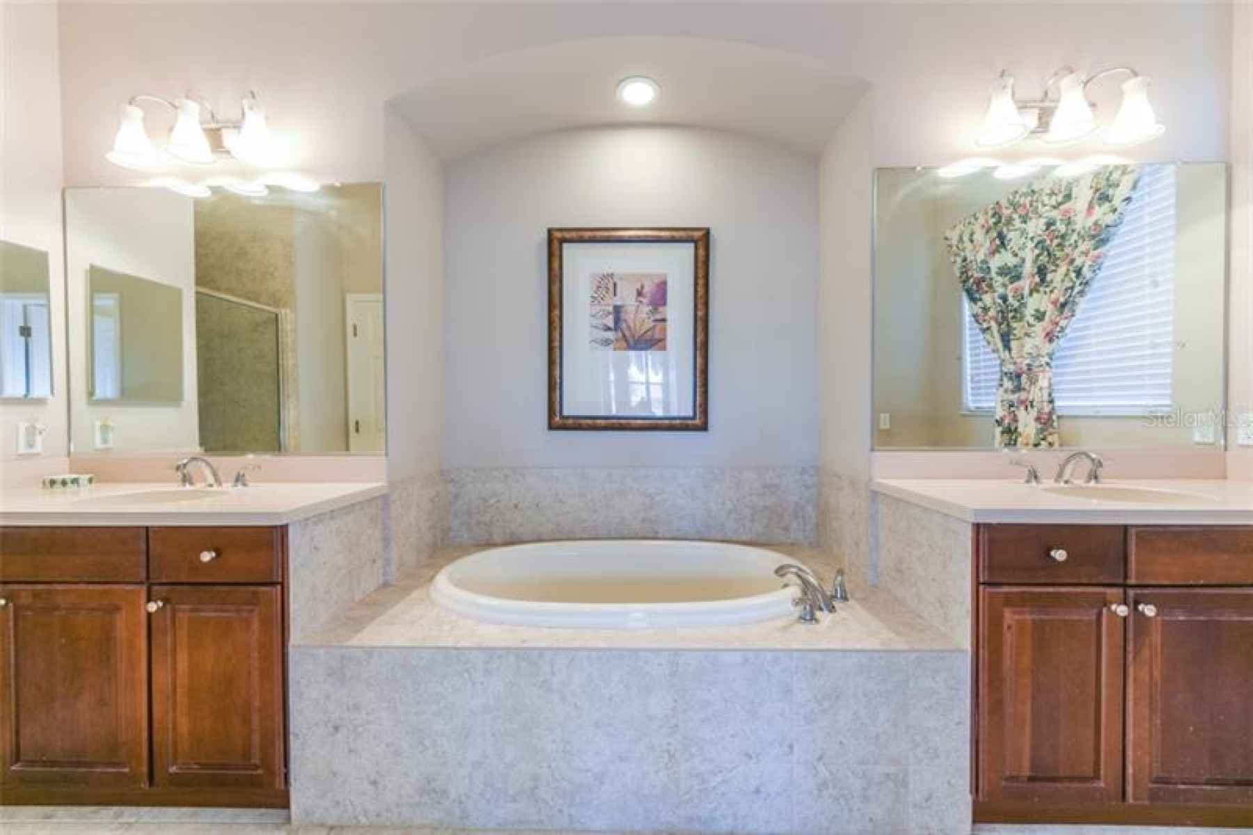 Master Bath with Dual Vanities and Garden Tub