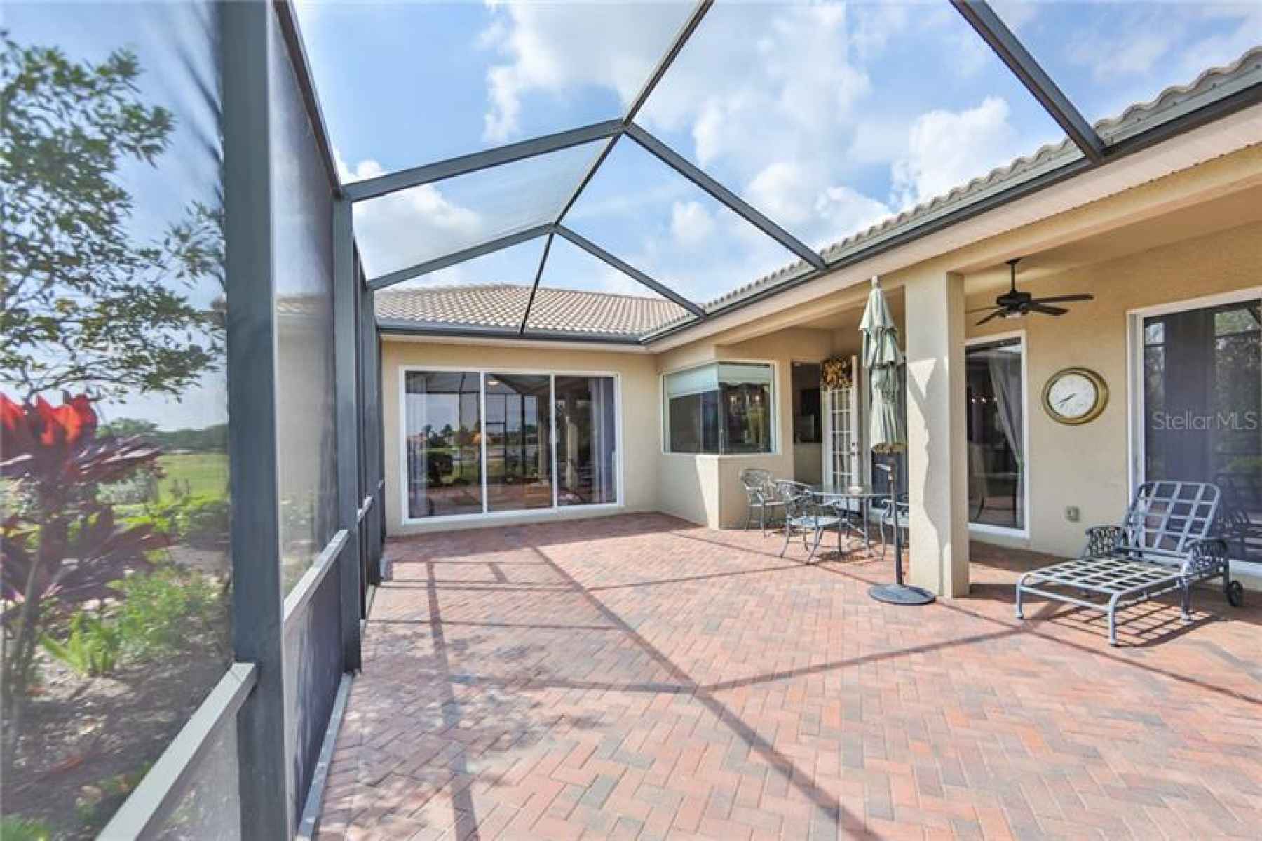 Lot of space to enjoy Florida living.