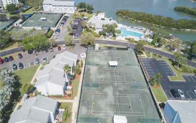 Tennis courts, clubhouse and pool
