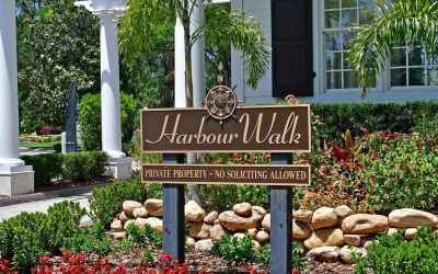 Harbour Walk sign at gatehouse