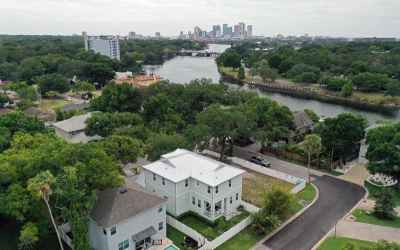 Downtown Tampa and the Beautiful Hillsborough River