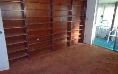 shelves built in