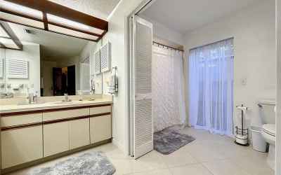 Shower with folding doors
