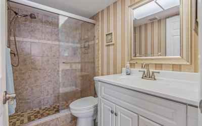 Master Bathroom: withWalk-in Shower