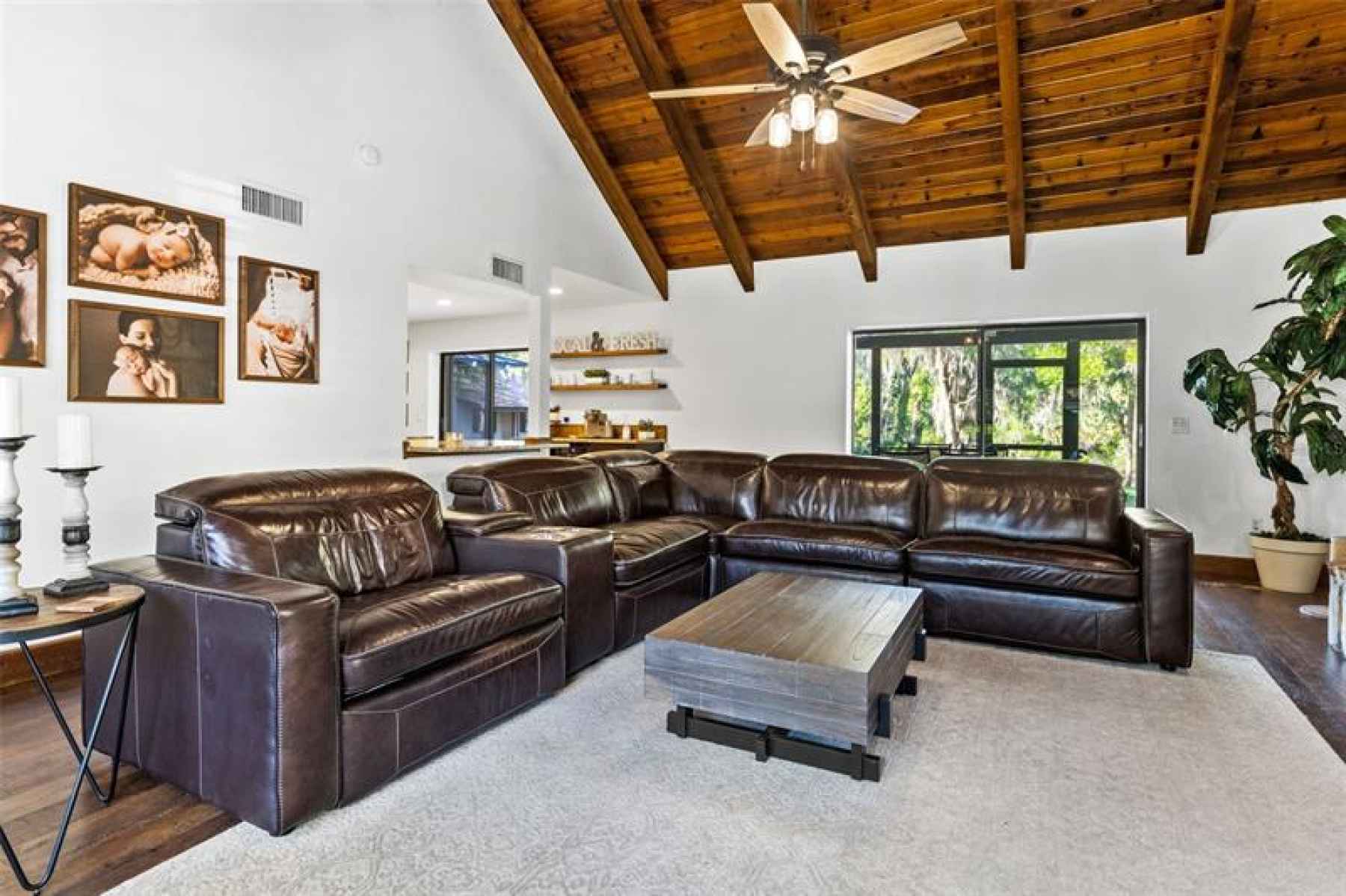Family Room with view to the pool and river