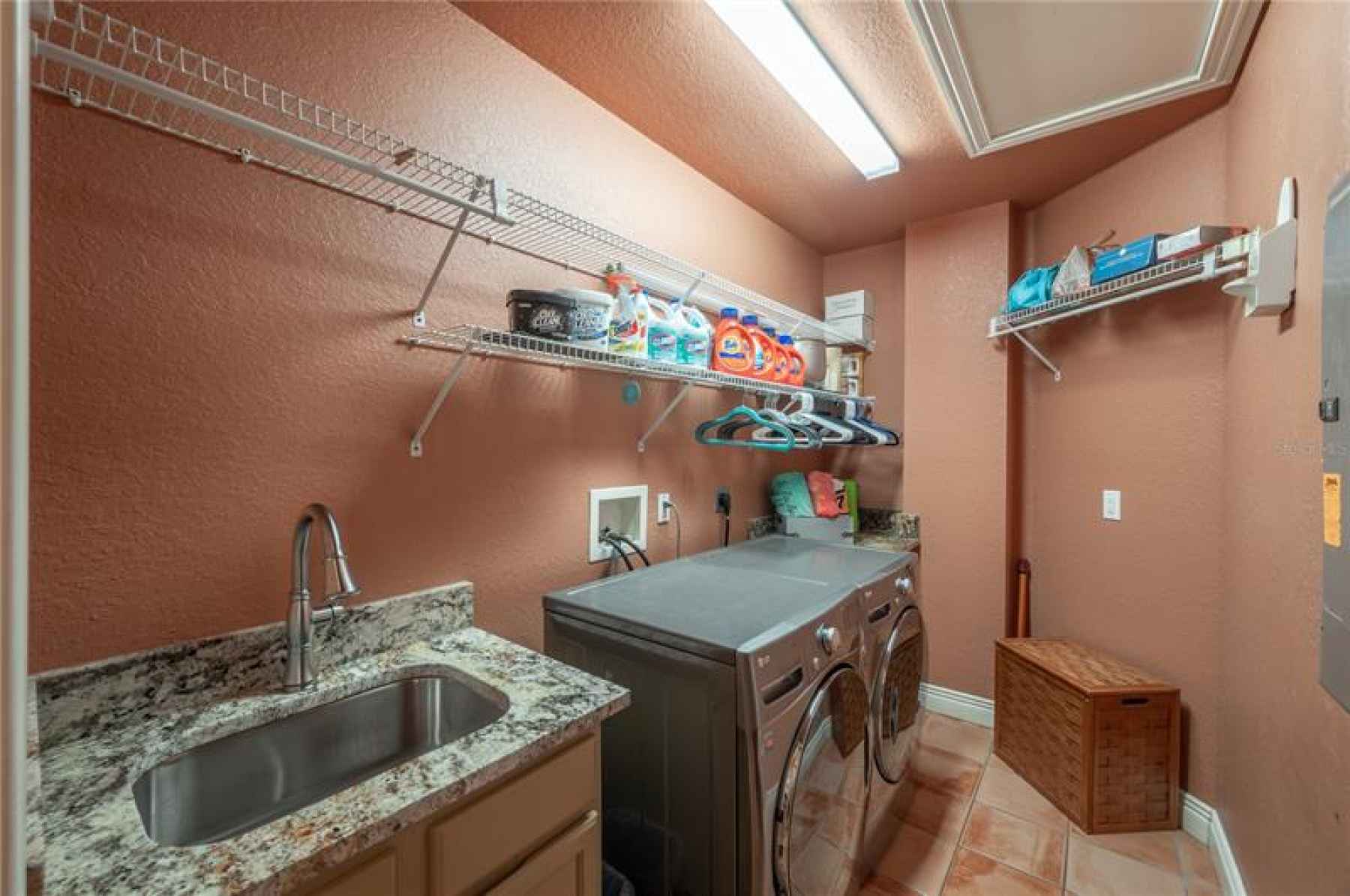 Large Laundry Room w/Wet Sink!