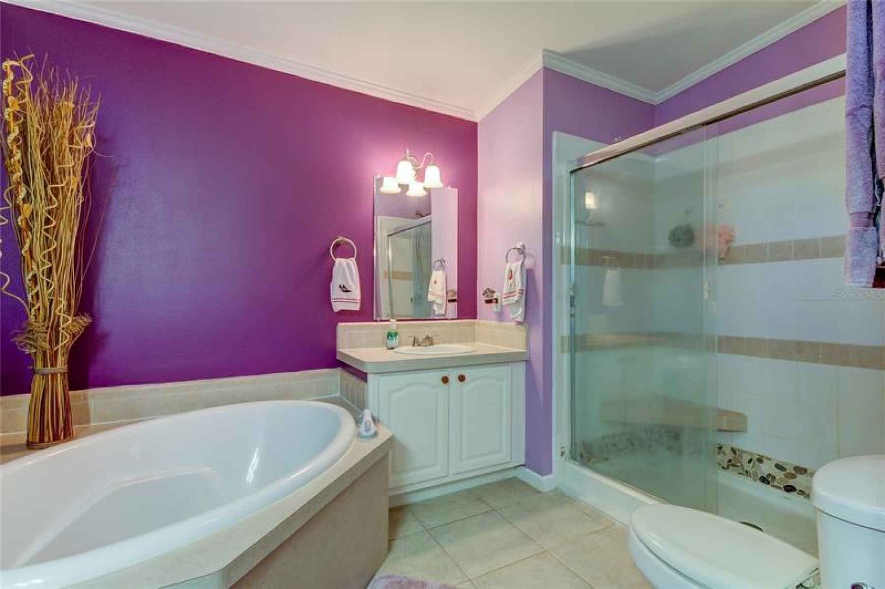 LARGE WALK-IN SHOWER & TUB TO SOAK IN!