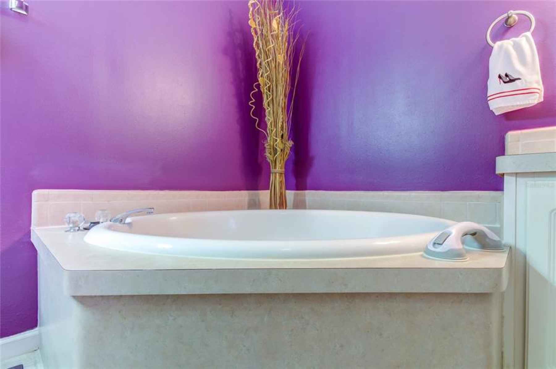SOAK IN YOUR BATHTUB AFTER A LONG DAY OF WORK!